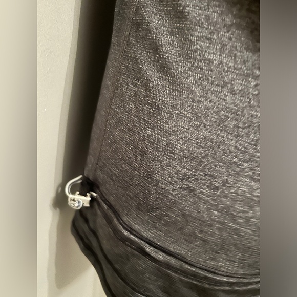 Lululemon back on track tank - Picture 4 of 6